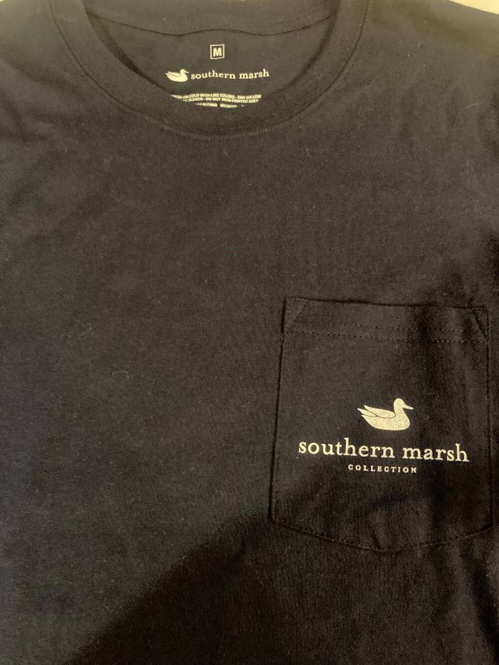 NWT Southern Marsh Christmas Ornament Tee, Unisex M